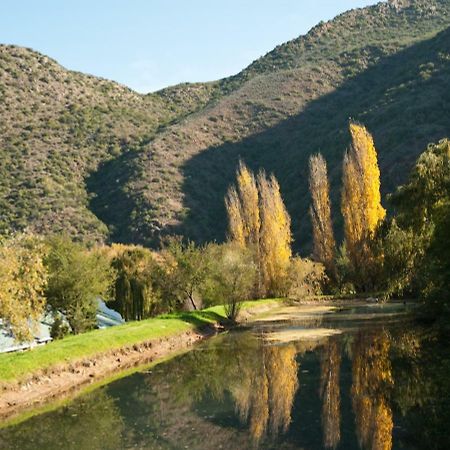 Old Mill Lodge, Seasonal Working Ostrich Farm & Restaurant, Oudtshoorn Esterno foto