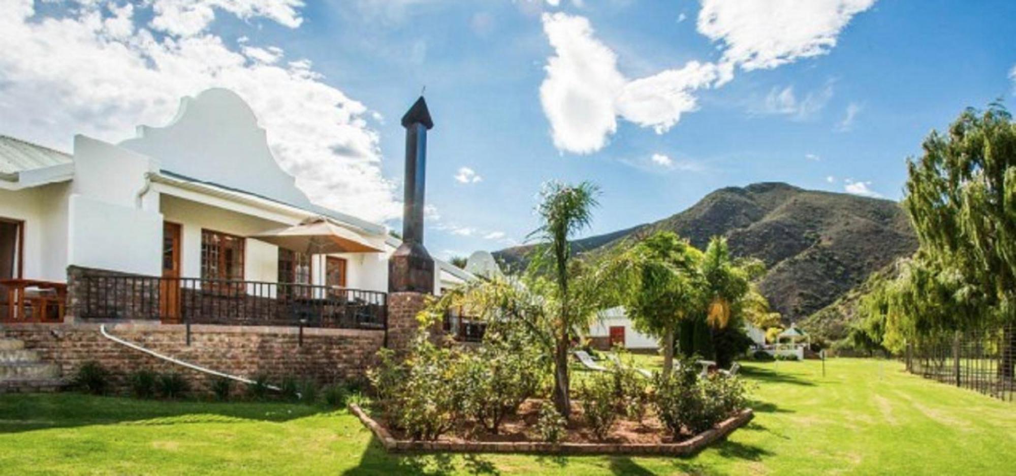 Old Mill Lodge, Seasonal Working Ostrich Farm & Restaurant, Oudtshoorn Camera foto