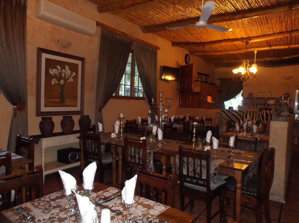 Old Mill Lodge, Seasonal Working Ostrich Farm & Restaurant, Oudtshoorn Esterno foto